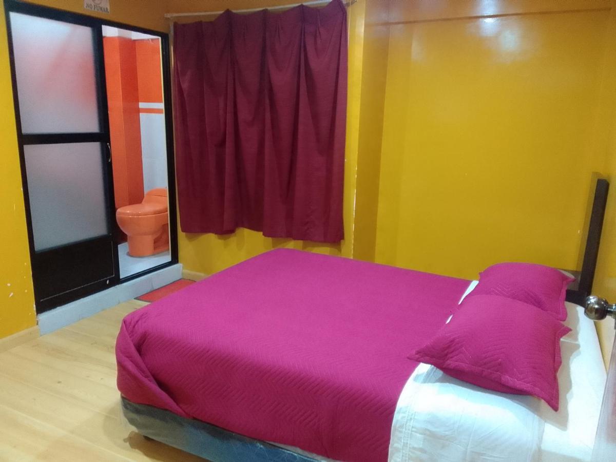 Hostal Sin Fronteras Uyuni Dış mekan fotoğraf